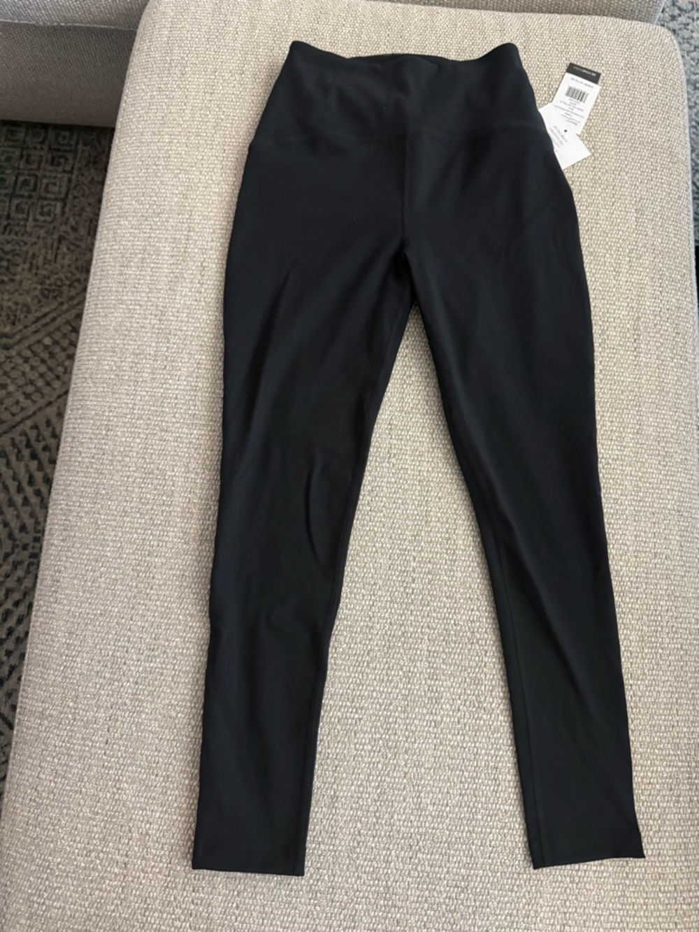 Beyond Yoga Black High-Rise Performance Leggings - Picture 2 of 3